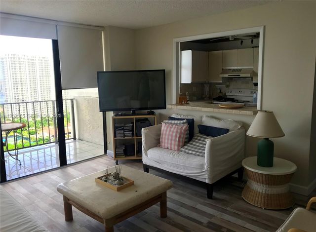 18181 NE 31st Ct 2604, Aventura, FL 33160