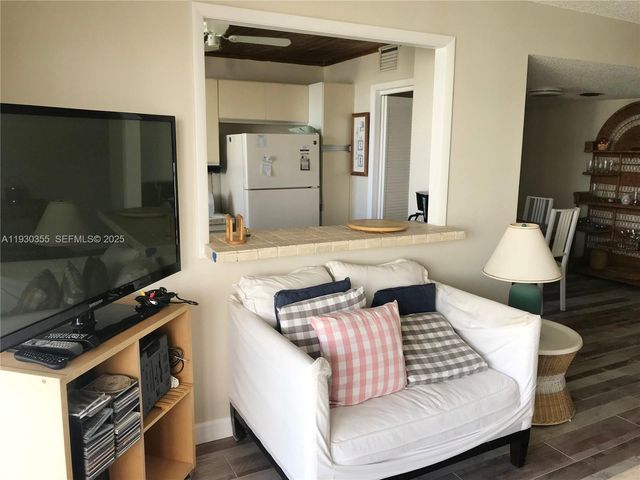 18181 NE 31st Ct 2604, Aventura, FL 33160