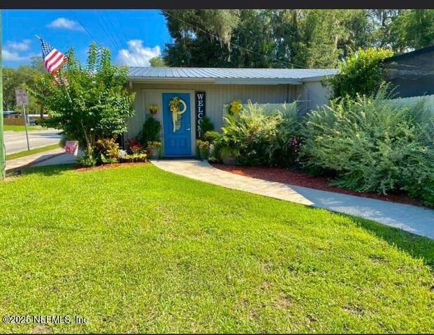 111 N PALM Avenue, Palatka, FL 32177