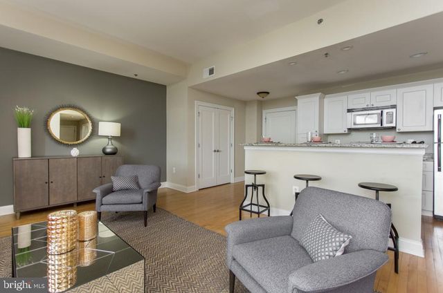 230-38 N 21ST STREET, Philadelphia, PA 19103