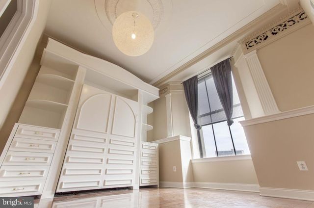 230-38 N 21ST STREET, Philadelphia, PA 19103