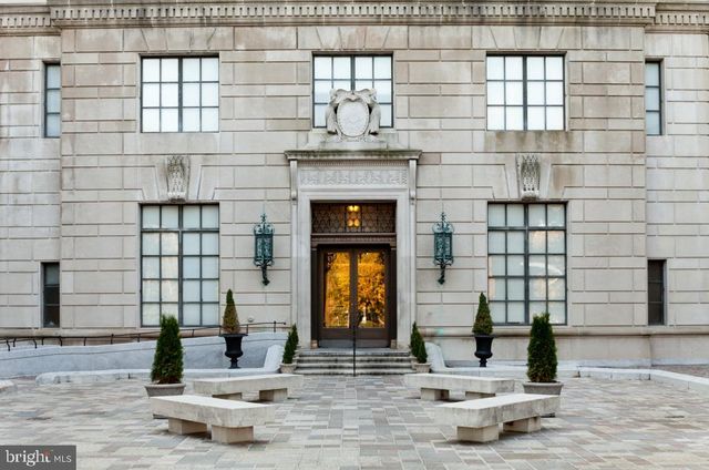 230-38 N 21ST STREET, Philadelphia, PA 19103