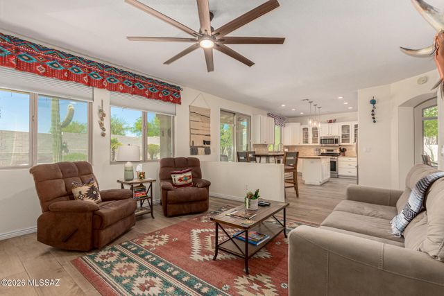 1382 W Sundial Place, Oro Valley, AZ 85737