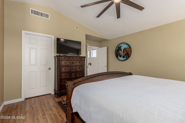 1382 W Sundial Place, Oro Valley, AZ 85737