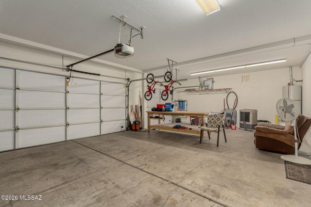 1382 W Sundial Place, Oro Valley, AZ 85737