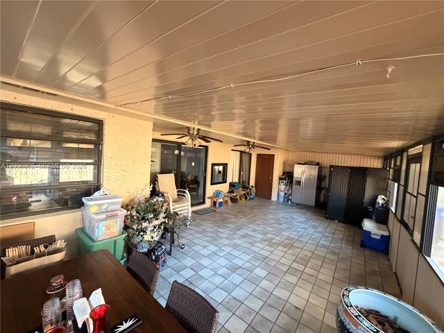 9601 NW 16th Street, Pembroke Pines, FL 33024