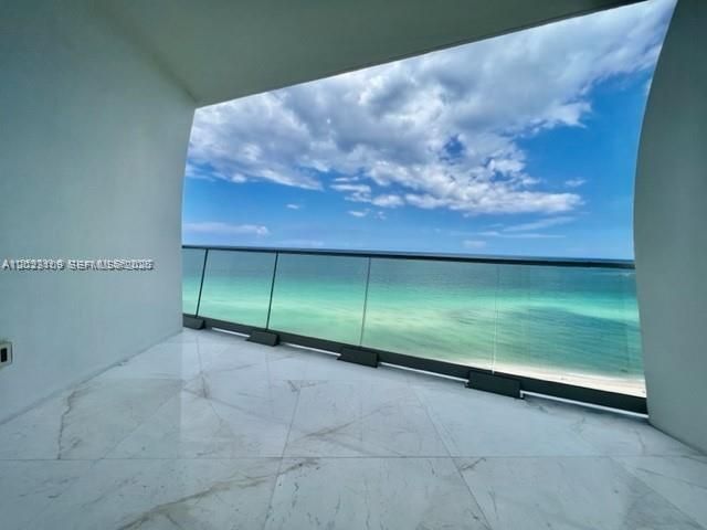 16901 Collins Ave 1104, Sunny Isles Beach, FL 33160