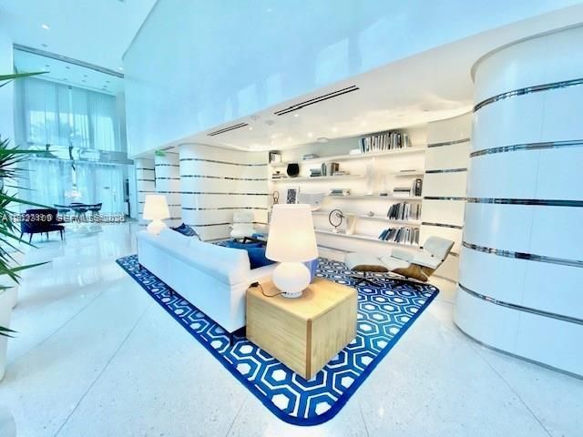 16901 Collins Ave 1104, Sunny Isles Beach, FL 33160
