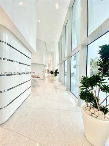 16901 Collins Ave 1104, Sunny Isles Beach, FL 33160