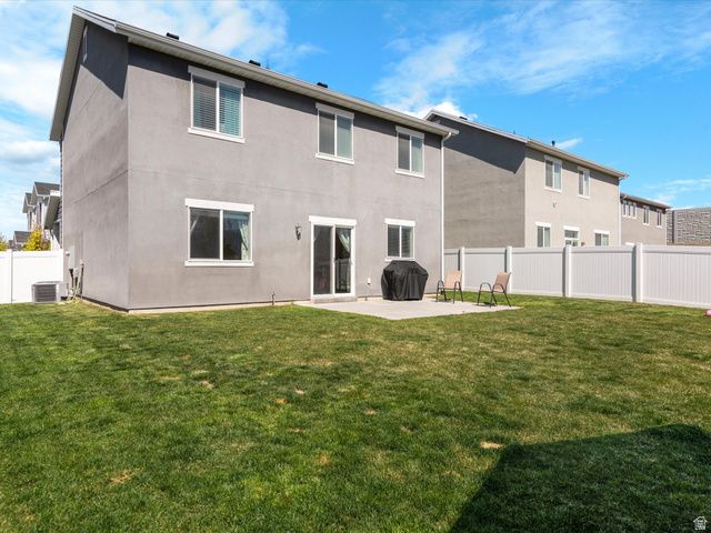 1512 W PARKVIEW DR, Syracuse, UT 84075