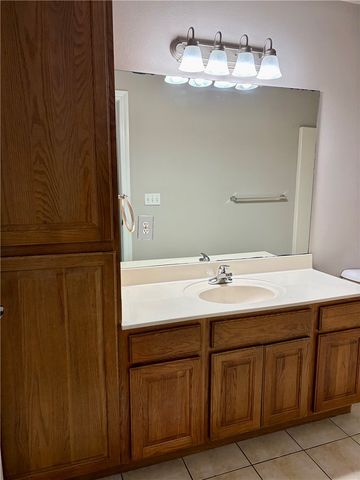 6241 & 6243 Milliken Bend, Fayetteville, AR 72704