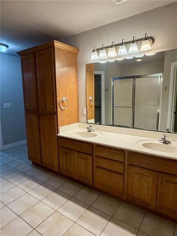 6241 & 6243 Milliken Bend, Fayetteville, AR 72704