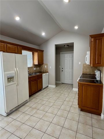 6241 & 6243 Milliken Bend, Fayetteville, AR 72704