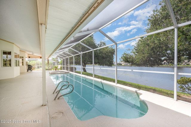 662 Rossmoor Circle, Melbourne, FL 32940