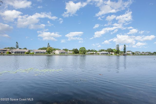 662 Rossmoor Circle, Melbourne, FL 32940