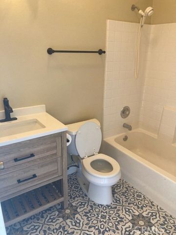 20 Melrose, Mission Viejo, CA 92692