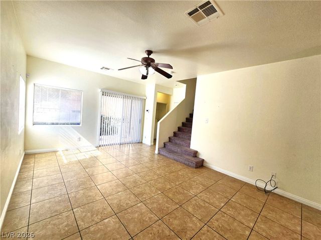 10520 Sun Palace Court, Las Vegas, NV 89129