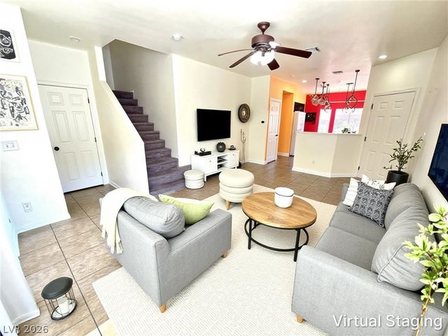 10520 Sun Palace Court, Las Vegas, NV 89129