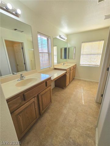 10520 Sun Palace Court, Las Vegas, NV 89129