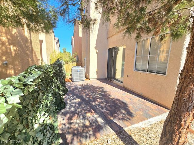 10520 Sun Palace Court, Las Vegas, NV 89129