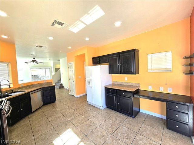 10520 Sun Palace Court, Las Vegas, NV 89129