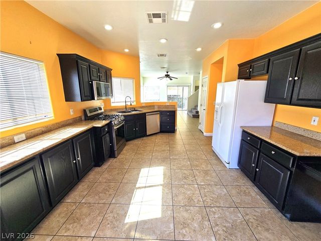 10520 Sun Palace Court, Las Vegas, NV 89129