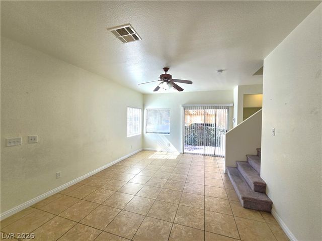 10520 Sun Palace Court, Las Vegas, NV 89129