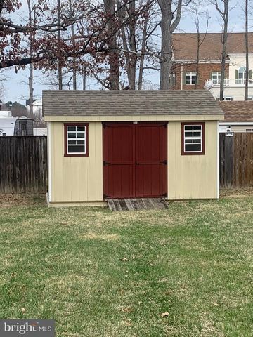 1100 STATION DR, La Plata, MD 20646