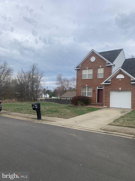 1100 STATION DR, La Plata, MD 20646