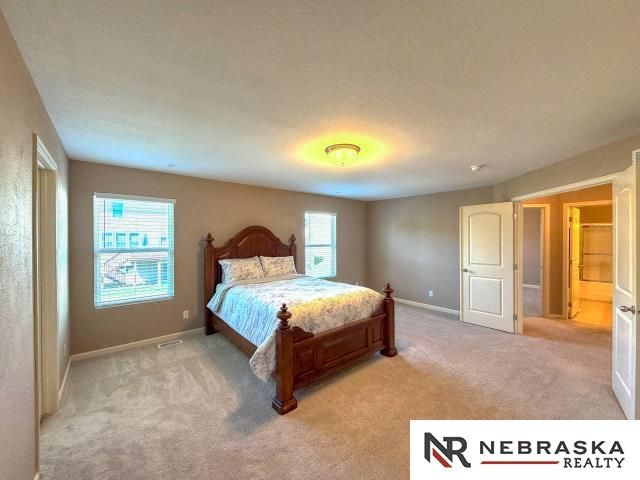 8716 S 163rd Street, Omaha, NE 68136