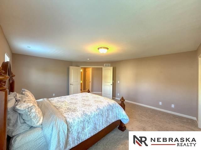 8716 S 163rd Street, Omaha, NE 68136