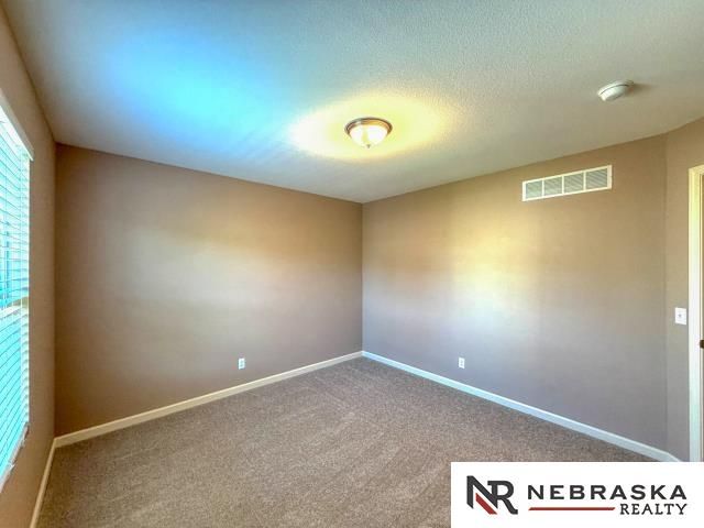8716 S 163rd Street, Omaha, NE 68136