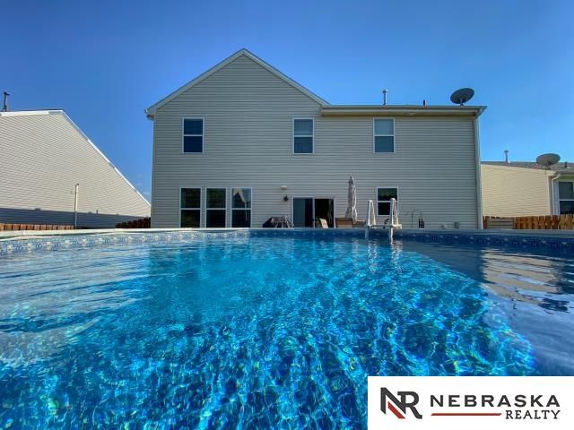 8716 S 163rd Street, Omaha, NE 68136