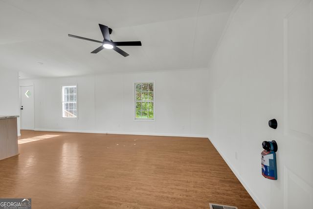5724 Highway 82 SPUR, Commerce, GA 30529