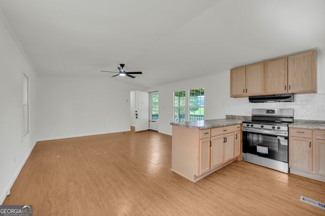 5724 Highway 82 SPUR, Commerce, GA 30529