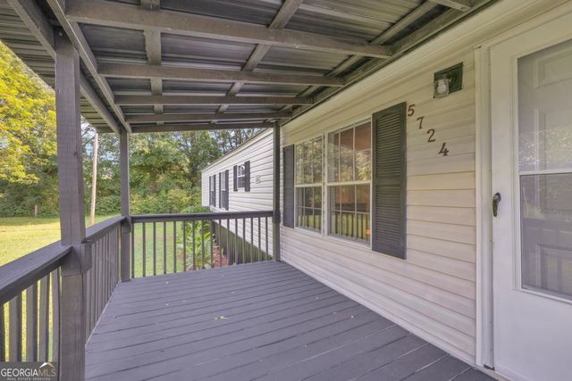 5724 Highway 82 SPUR, Commerce, GA 30529