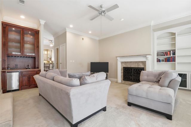 5949 River Bend Drive, Benbrook, TX 76132
