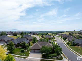 5527 S ELDERBERRY CT, Ogden, UT 84403