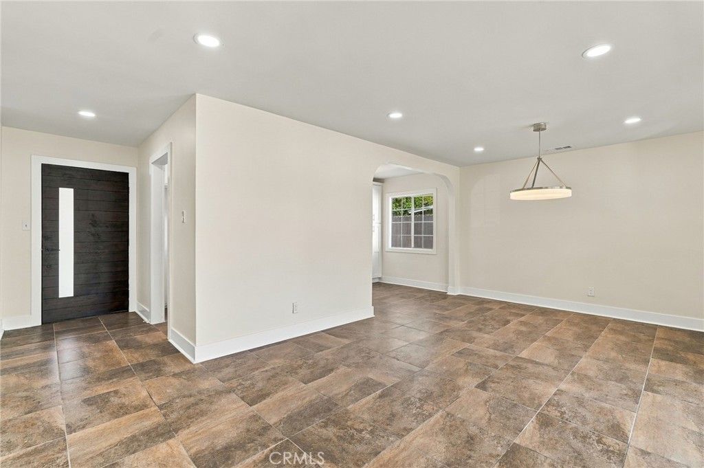 4693 Flora, Montclair, CA 91763 — photo 4