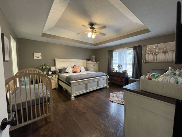 647 Chitwood Dr, Lafayette, TN 37083