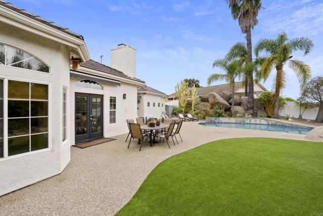 1221 Vista Grande Road, El Cajon, CA 92019