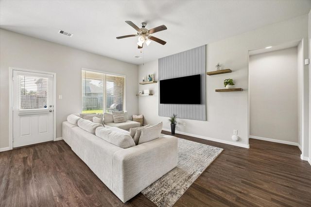 4911 Creekside Haven Trail, Spring, TX 77389