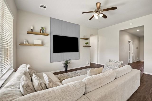4911 Creekside Haven Trail, Spring, TX 77389