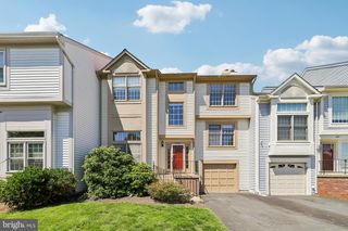 6520 PALISADES DR #, Centreville, VA 20121