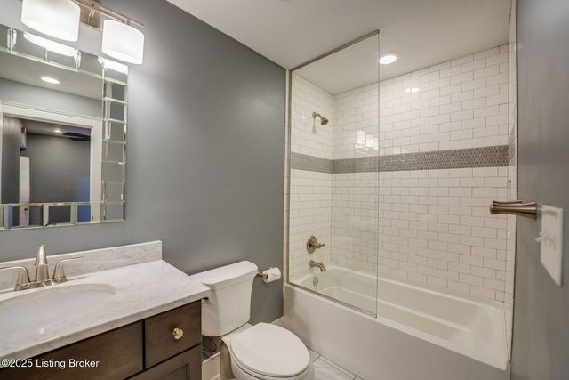 415 E Market St, UNIT 104, Louisville, KY 40202