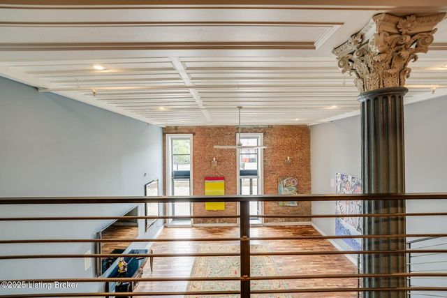 415 E Market St, UNIT 104, Louisville, KY 40202