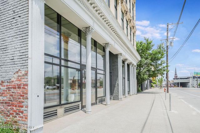 415 E Market St, UNIT 104, Louisville, KY 40202