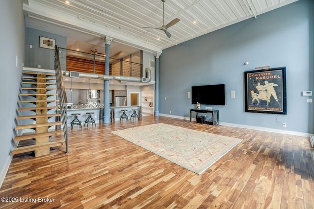 415 E Market St, UNIT 104, Louisville, KY 40202