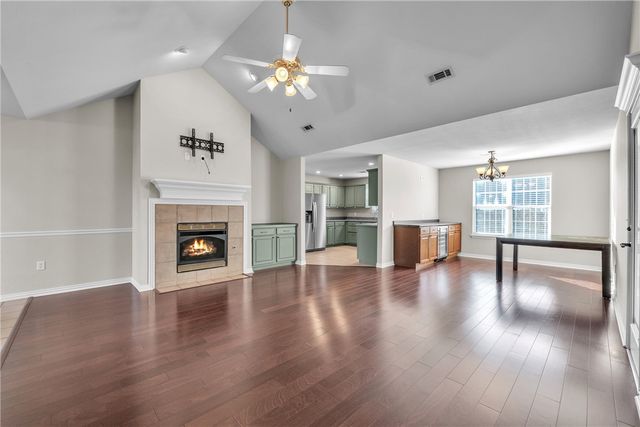 814 Irelan Street, Lowell, AR 72745