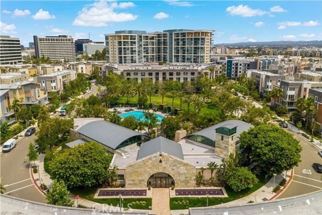 81 Waldorf, Irvine, CA 92612